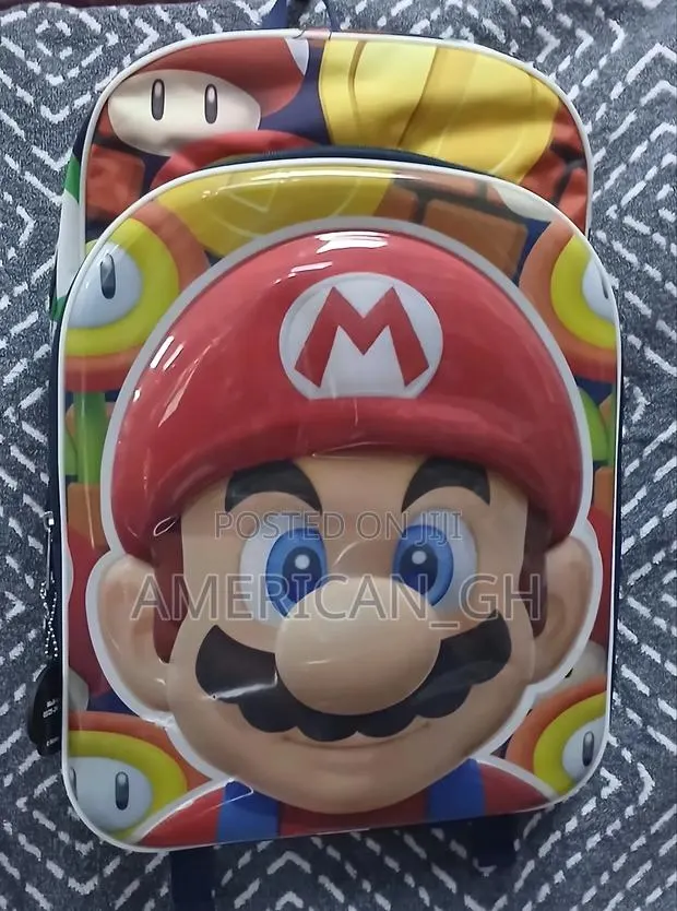 Super Mario Backpack · Photo 1
