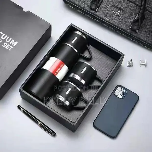 Premium 3-Piece Vacuum Flask & Cup Gift Set – Black · Photo 1