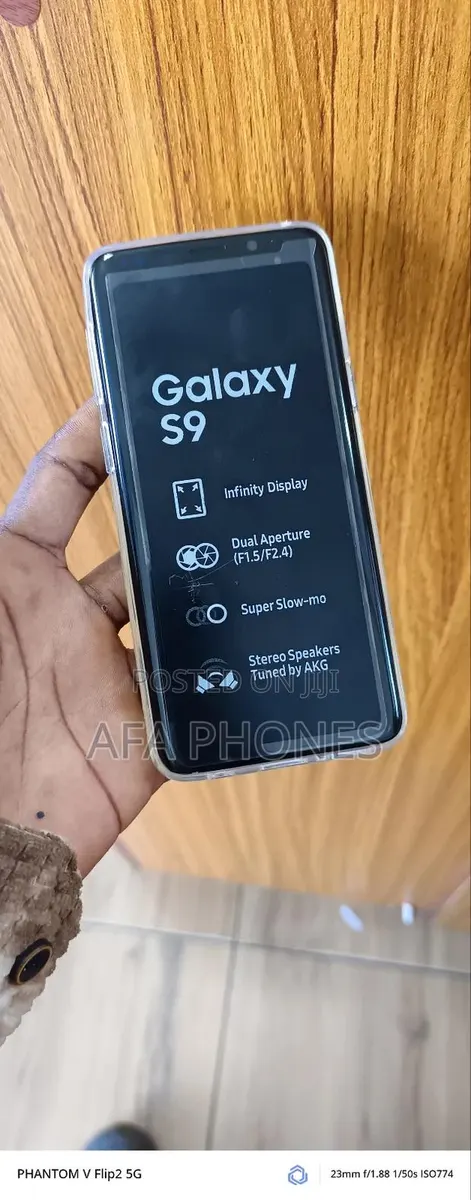 Samsung Galaxy S9 64 GB Black · Photo 1