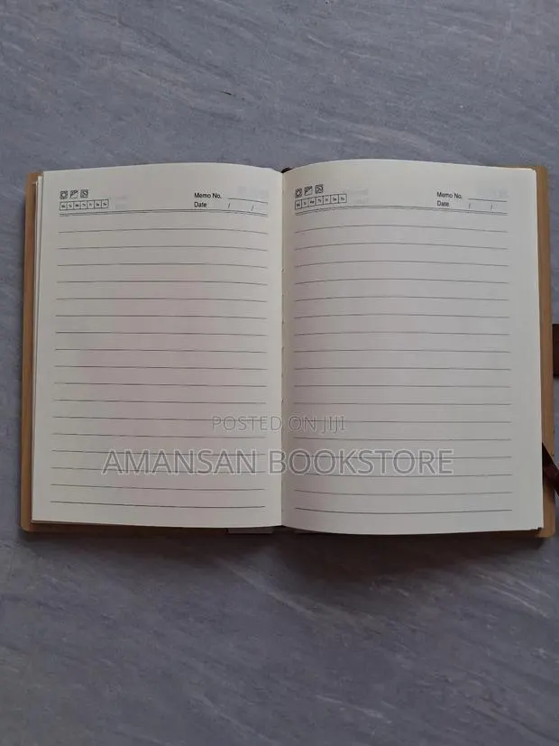 Notebook With Light Brown Wooden Cover (Small) · Photo 4
