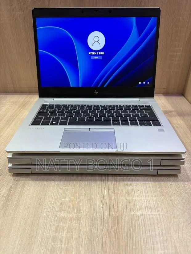 Laptop HP EliteBook 735 G5 8GB AMD Ryzen 7 SSD 256GB · Photo 1