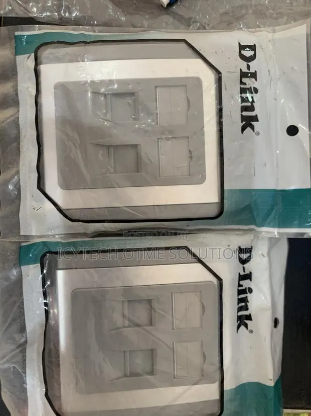 D-Link Faceplate · Photo 1