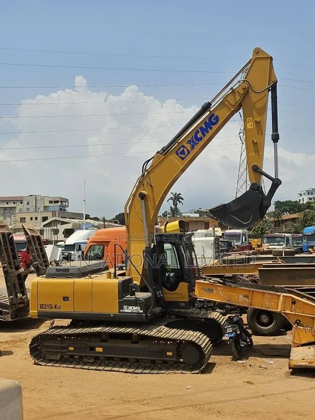 XCMG XE215i-K LC Hydraulic Excavator · Photo 1