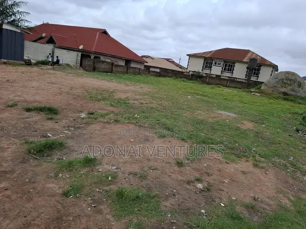 2 Plot of Land for Sale in Sokoban · Photo 1