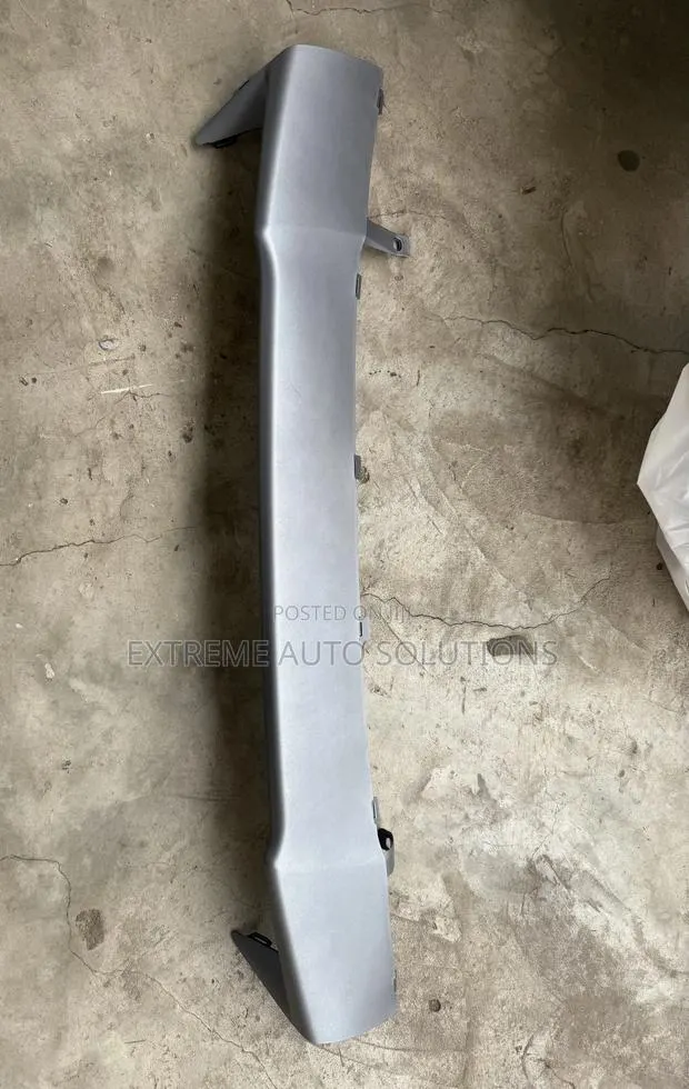 Honda CRV 2017-2018 Front Bumper Skid Panel · Photo 1