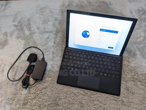 Laptop Microsoft Surface Pro 7+ 8GB Intel Core i5 SSD 256GB · Photo 1