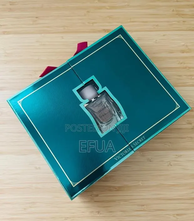 Victoria Secret Daring Gift Set · Photo 1