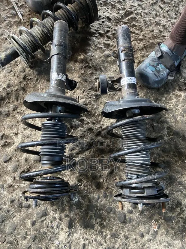Honda Accord 2012-2013,2014,2015,2016 Front Shocks Absorber Korea Used · Photo 1