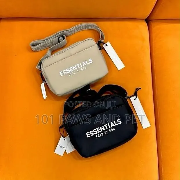 Essential Side Bags · Photo 1