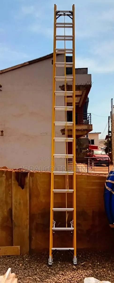 Fibreglass 2x16 Ladder · Photo 1