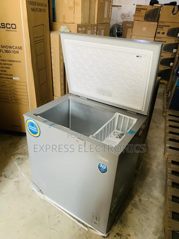 198l Chest Freezer Midea · Photo 1