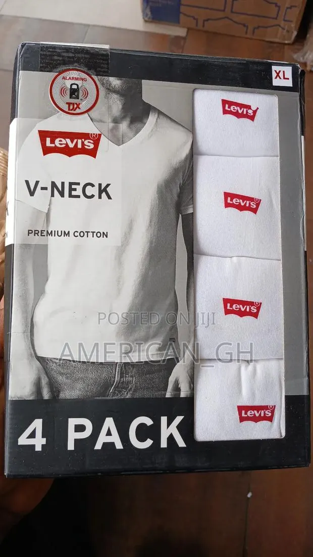 Levi's Premium Cotton v Neck, 4 Pack (Xl) · Photo 1