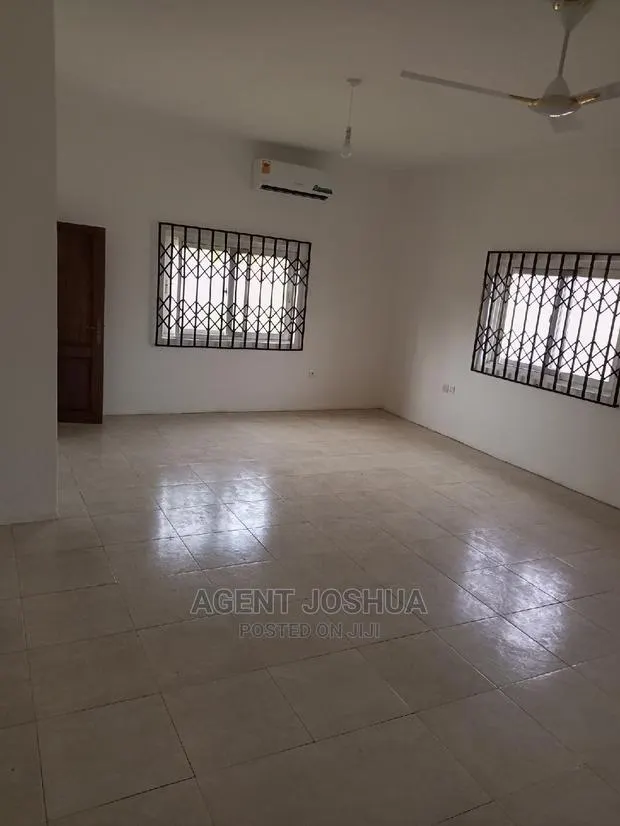 4bdrm House in Manet Court Estate for rent · Photo 5