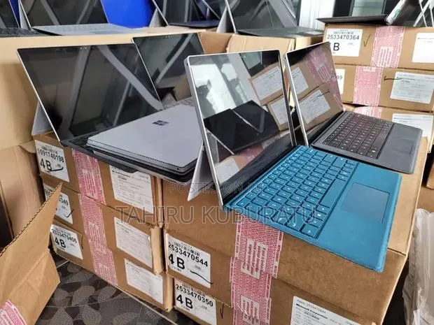 Laptop Microsoft Surface Pro 4 4GB Intel Core M3 SSD 128GB · Photo 1