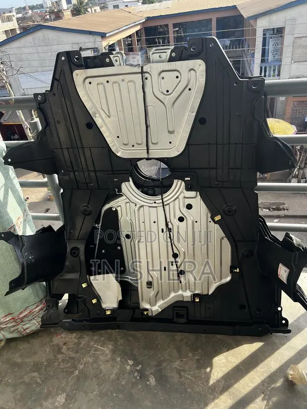 Honda CRV 2018 2019 2020 2021 2022 Under Panel Engine Cover Call. · Photo 1