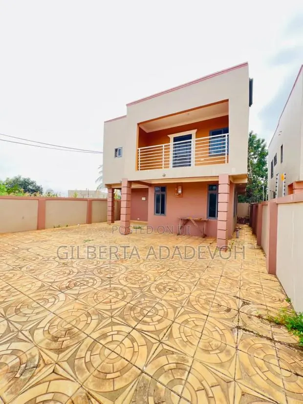 3bdrm House in Oyarifa, Owusu Ansah for rent · Photo 1
