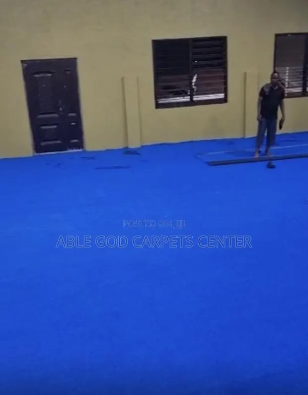 Quality Blue Woolen Carpets · Photo 1