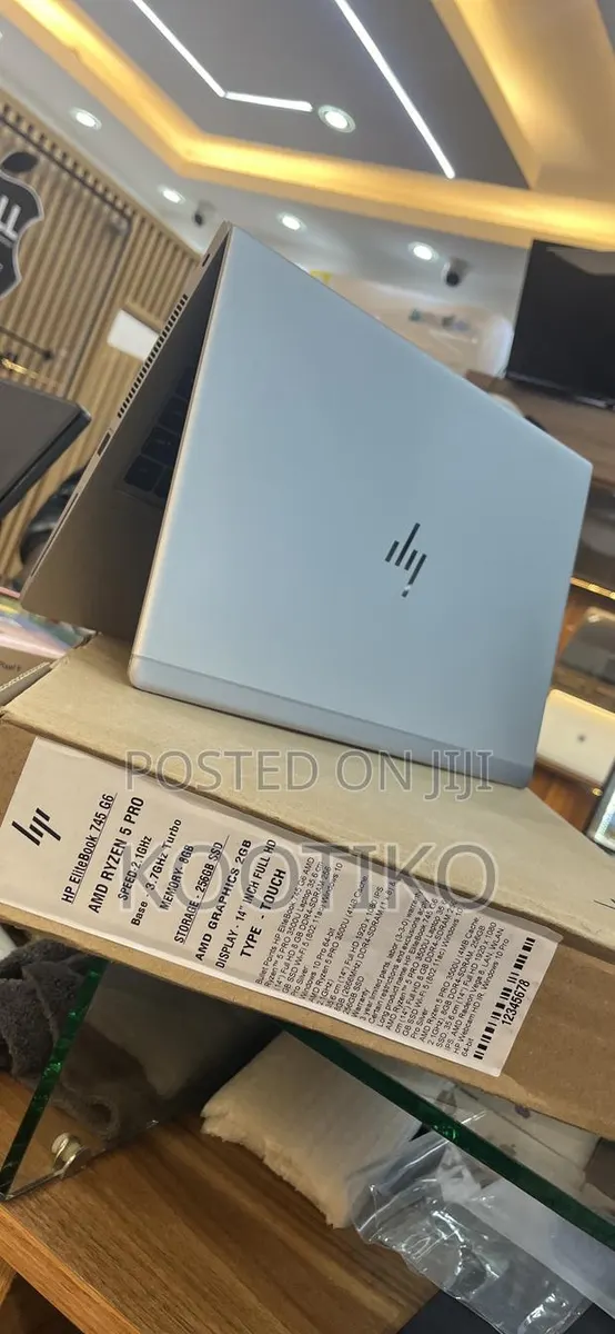 New Laptop HP EliteBook 745 G6 8GB Intel Core i5 SSD 256GB · Photo 1