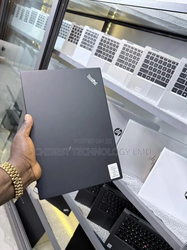 Laptop Lenovo ThinkPad T490s 8GB Intel Core i7 SSD 256GB · Photo 1