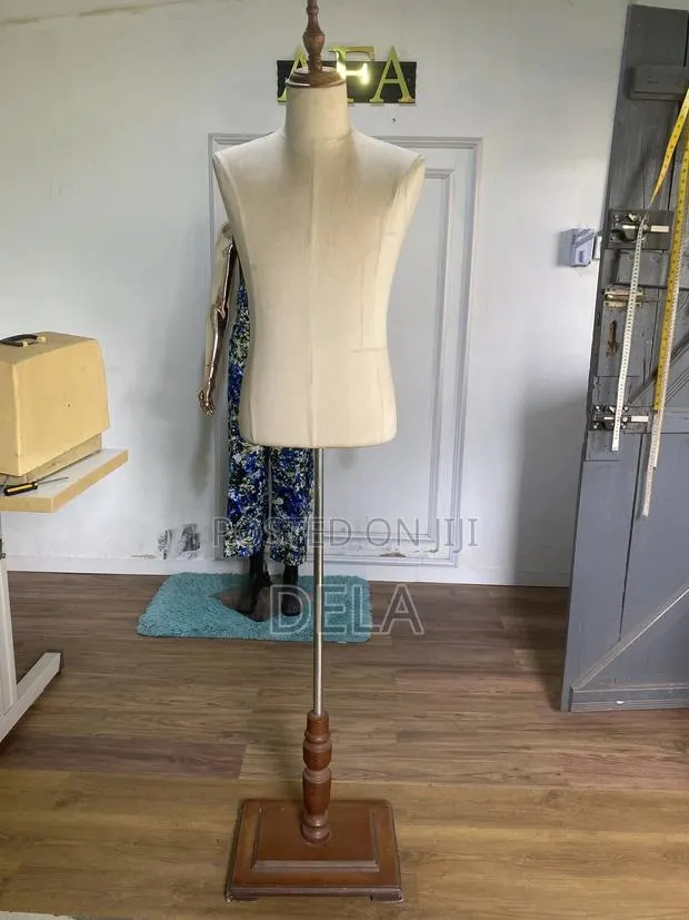 Male Figure Dummy · Photo 1
