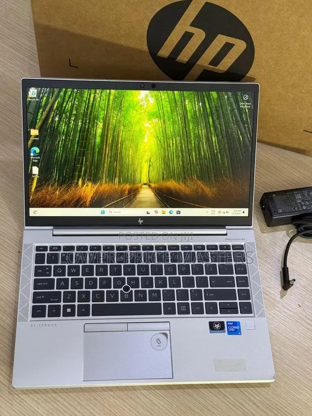 New Laptop HP EliteBook 840 G8 16GB Intel Core I5 SSD 256GB · Photo 1