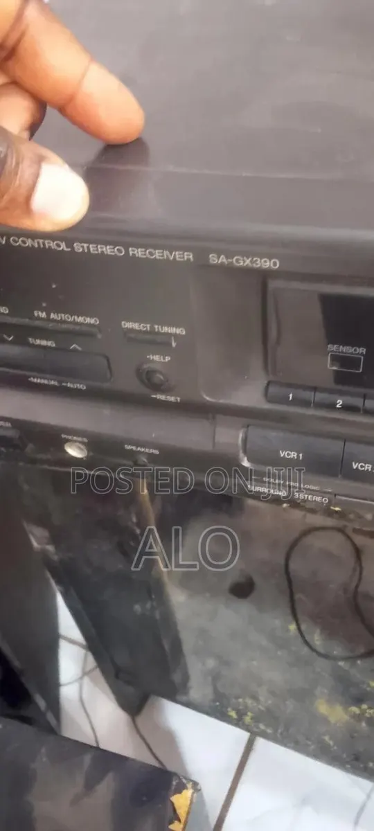 Audio System · Photo 1
