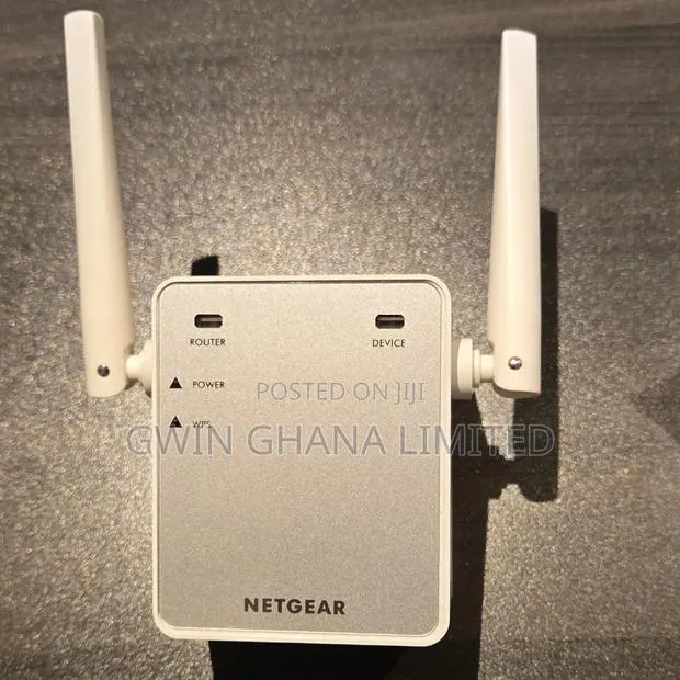 NetGear Wi-Fi Range Extender EX2700 - 800 Sq Ft and 10 Devices · Photo 1