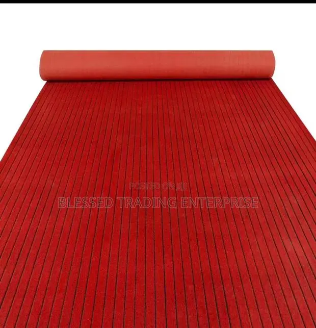 Woolen Carpet · Photo 1