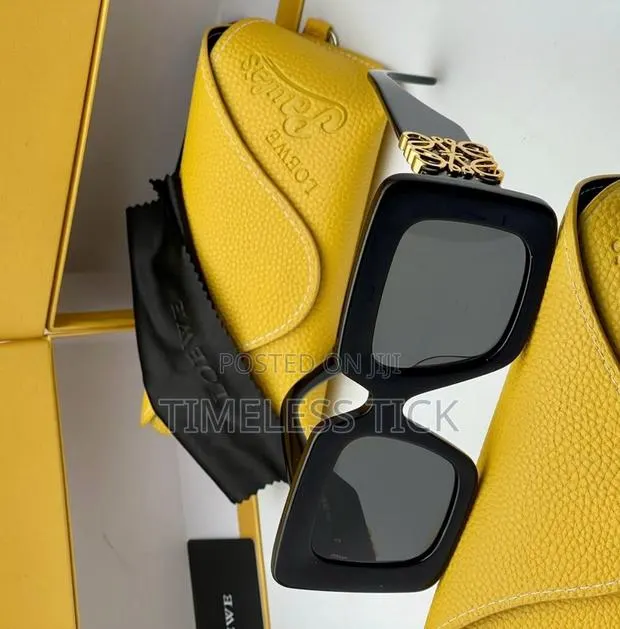Loewe Sunglasses · Photo 1