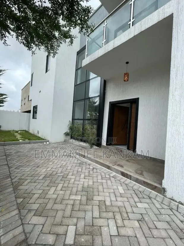 4bdrm House in Manet Court for rent · Photo 1