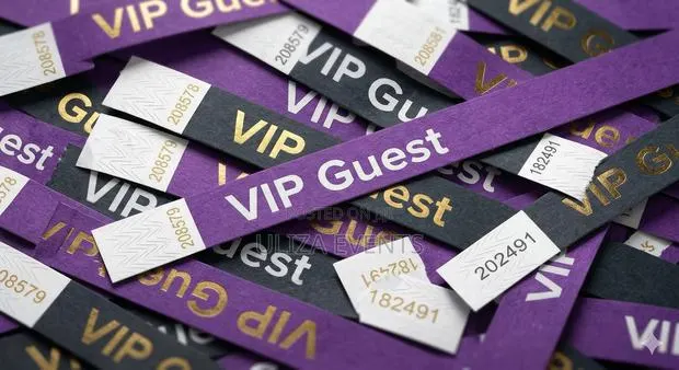 Printed Quality Tyvek Wristbands Pool Hotel Wristbands · Photo 1