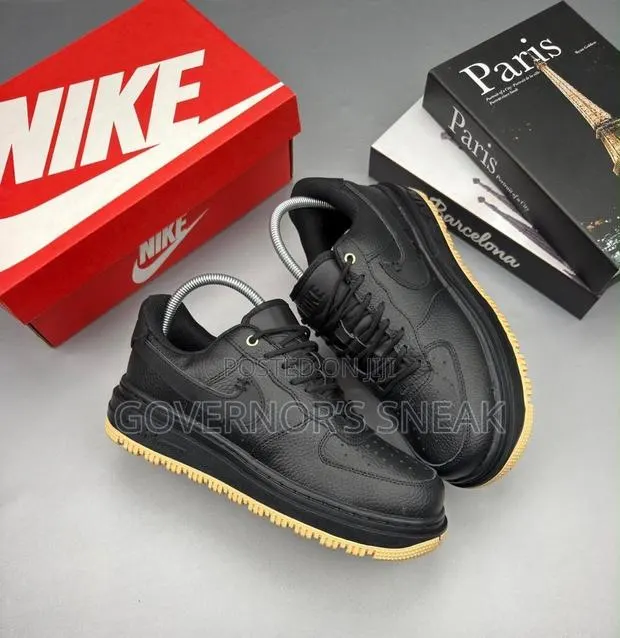 Nike Air Force 1 Luxe Gum: Different Colors in Stock · Photo 1