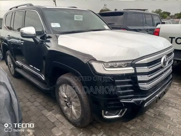 Toyota Land Cruiser 2026 Black · Photo 1