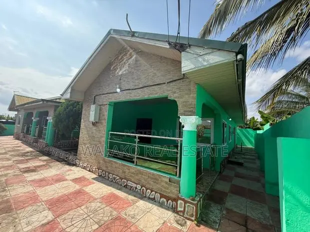5bdrm House in Ablekuma for sale · Photo 1