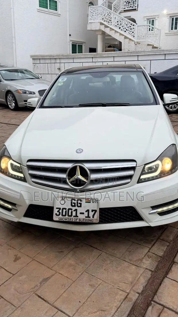Mercedes-Benz C250 2012 White