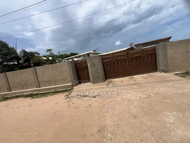 4bdrm House in Dansoman for sale · Photo 1