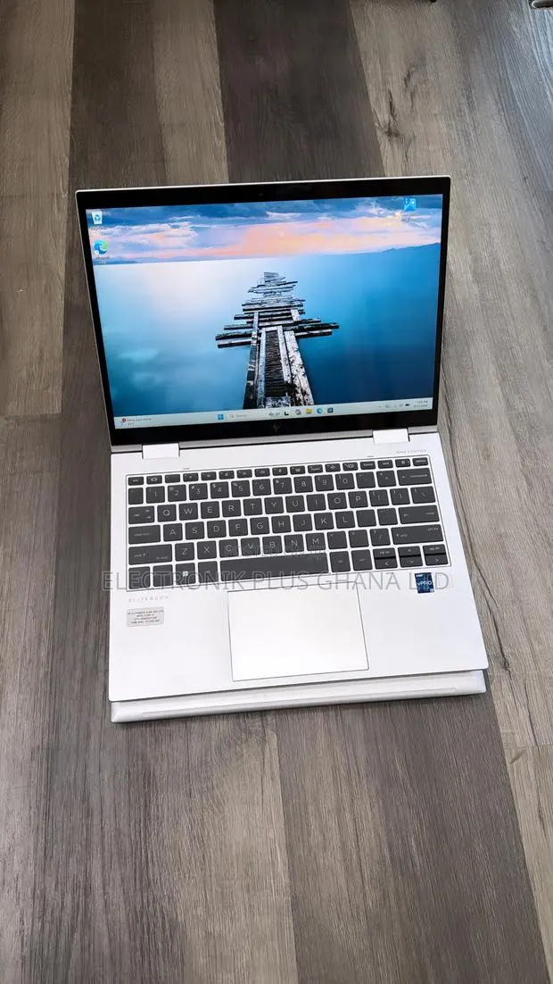 Laptop HP Elite x360 830 G10 16GB Intel Core i7 SSD 512GB · Photo 1
