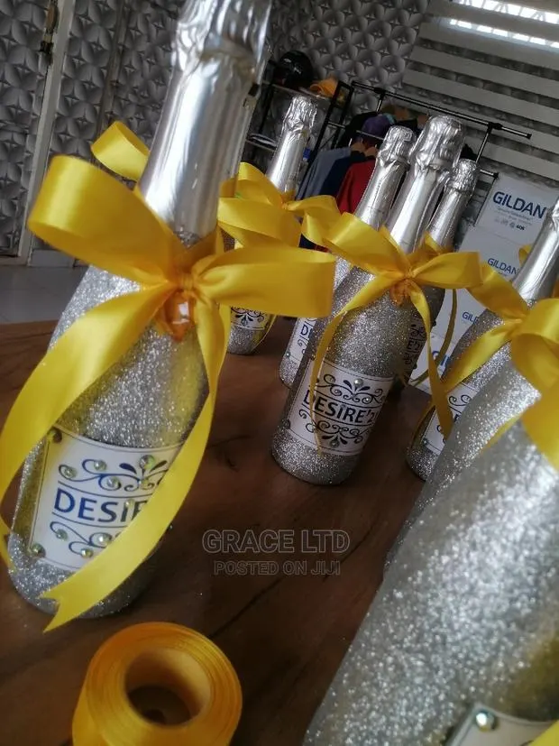 Champagne Branding for Wedding Reception · Photo 1