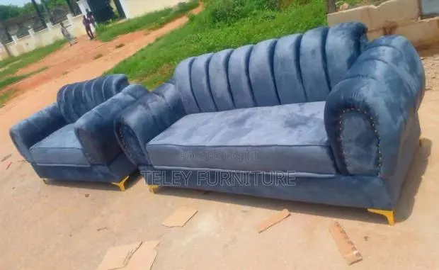 Modern Velvet Sofa Set · Photo 1