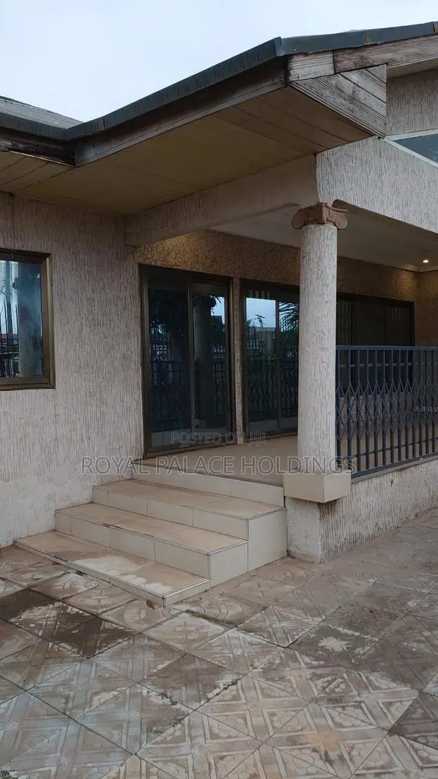 4bdrm House in Botwe, Otano for rent · Photo 1