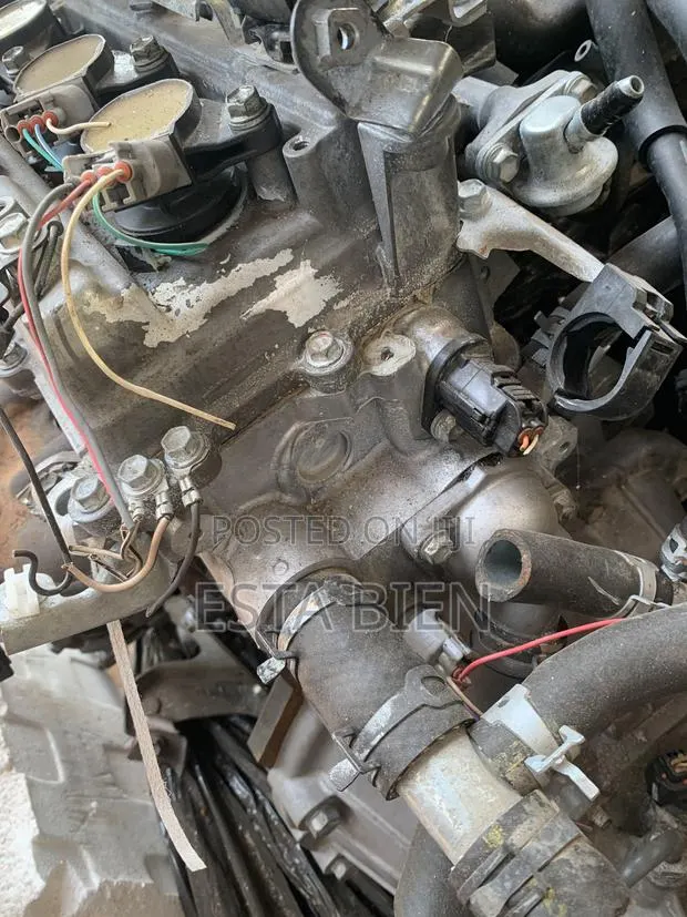 Toyota Vitz Engine With Gearbox Complete · Photo 1
