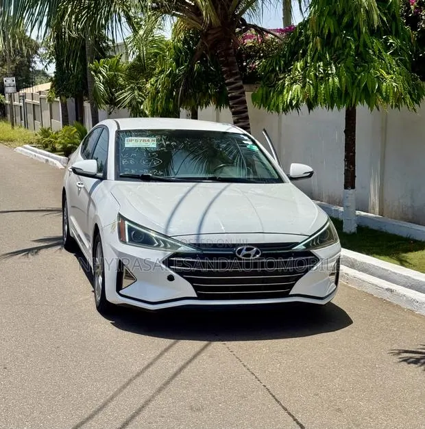 Hyundai Elantra SE 2020 White