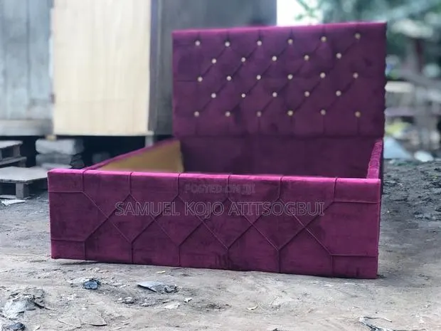 Double Bed Frame · Photo 1