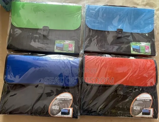 12 Pockets Expanding File Bag · Photo 1