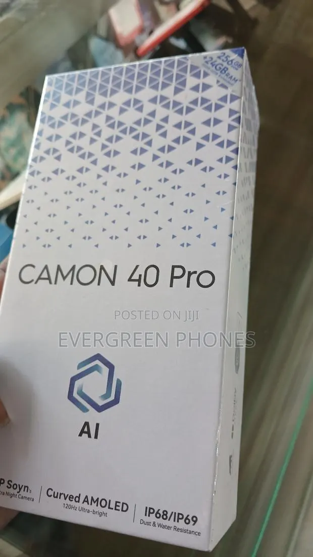 New Tecno Camon 40 Pro 5G 256 GB Black · Photo 1