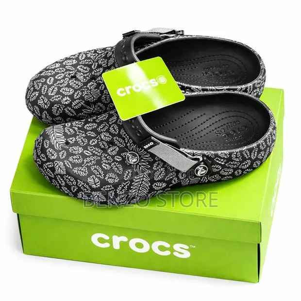 Original Designed Crocs Unisex Footwear – Comfortable, Breathable