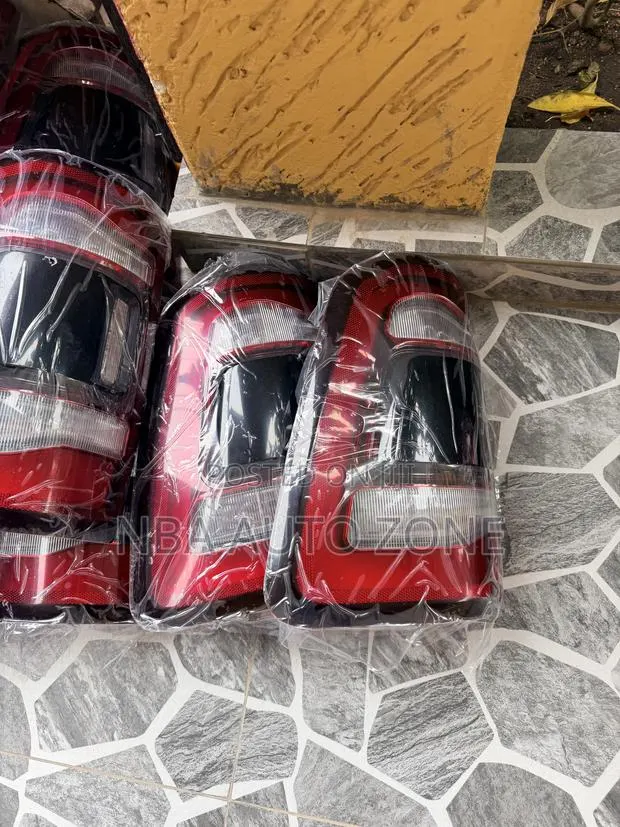 Dodge Ram 1500 2019-2024 Led Tail Light Pair · Photo 1