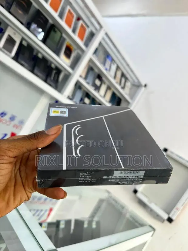 New Samsung Galaxy Z Fold7 256 GB Bronze · Photo 1