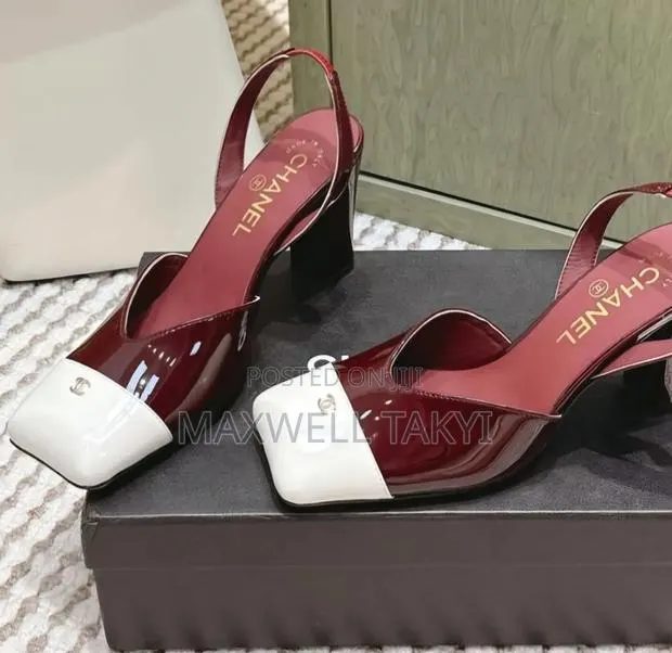 Channel Sling Back Heel · Photo 1