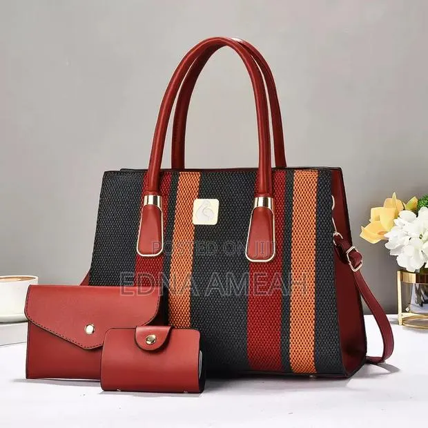 3in1 Woman Handbag · Photo 1
